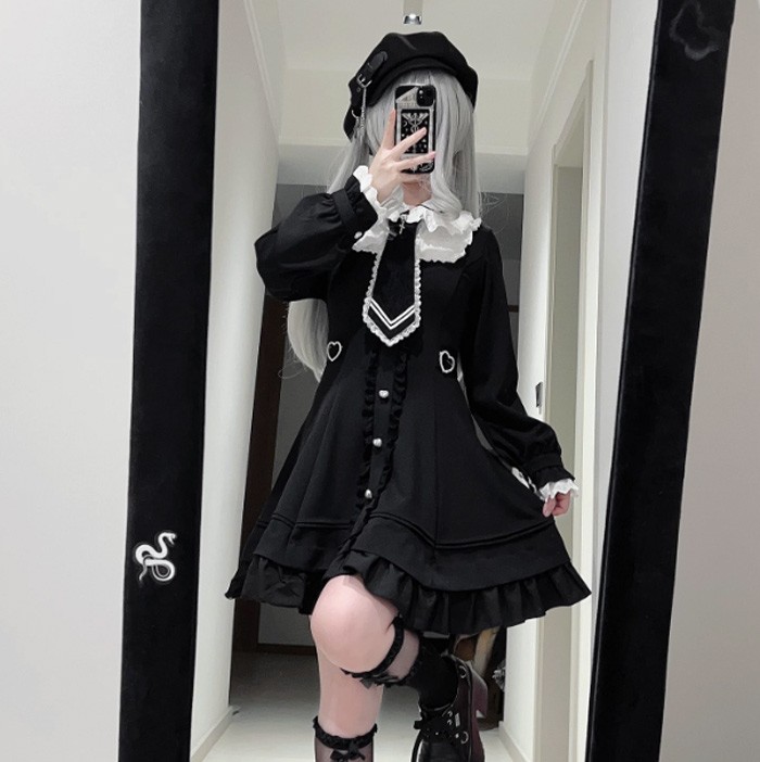 量産型 地雷系 ワンピース ロリータ 長袖 半袖 レース レディース 女子 リボン ショート丈 ミニ フリル ギャル ドレス かわいい 病みかわ 学生 お姫様 プリンセス お出かけ ハロウィン コンカフェ 推し活 ブラック 黒 大きいサイズ XS S M L XL 2XL 3XL 4XL コスプレ・衣装のVings