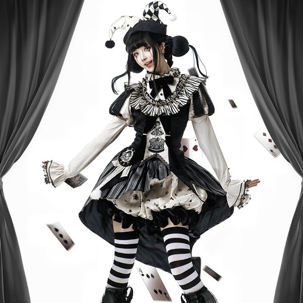 ロリータ コスチューム ハロウィン ピエロ風 ブラウス スカート パンツ 7点セット ゴシック リボン レディース ゴスロリ 暗黒風 ロリィタファッション 長袖 フリル コスプレ 衣装 洋服 可愛い 日常 仮装 パーティ サーカス イベント ステージ 文化祭 学園祭 ブラック 黒 S M L コスプレ・衣装のVings