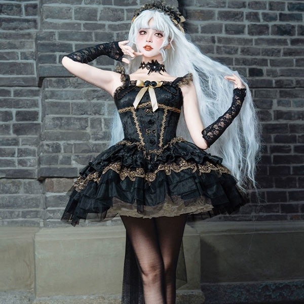 ワンピース ロリータ ハロウィン バレエコア風 ショート丈 ミニ レディース ノースリーブ ゴスロリ ゴシック 暗黒風 ロリィタファッション リボン レース フリル コスチューム コスプレ 衣装 仮装 可愛い パーティー 文化祭 イベント ゴールド ブラック 黒 S M L コスプレ・衣装のVings