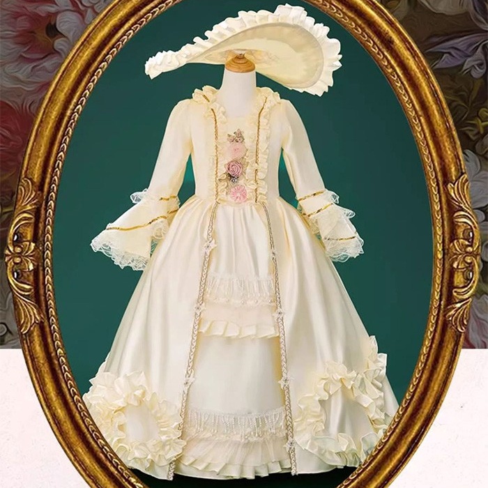 貴族 ドレス 中世 ヨーロッパ キッズ 舞踏会 ロングドレス 舞台 演劇 ステージ衣装 コスプレ 演奏会 お姫様 宮廷 パーティドレス コスチューム 女の子 子供 120 130 140 プリンセス フリル レース 刺繍 編み上げ 帽子 ロココ調 撮影 クリスマス ハロウィン ベージュ コスプレ・衣装のVings